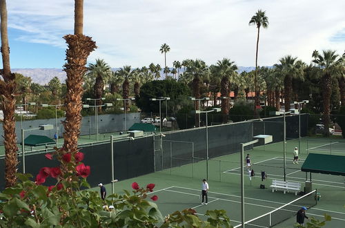 Foto 49 - GetAways at Palm Springs Tennis Club