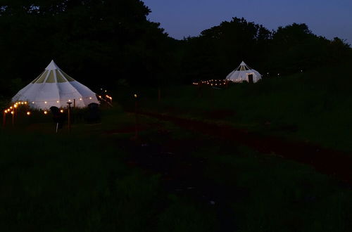 Foto 18 - Star Gazing Bell Tent Farm Stay