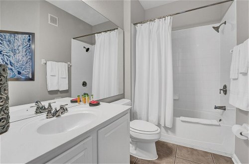 Photo 10 - 4816 Cayview Ave #306
