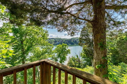 Photo 16 - Lakefront Cottage