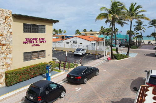 Foto 47 - Tropic Isle Hotel and Apartment