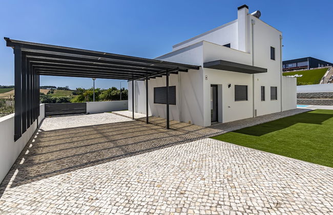 Captivating 4-bed House in Cadaval District-lisbon - Foto 34
