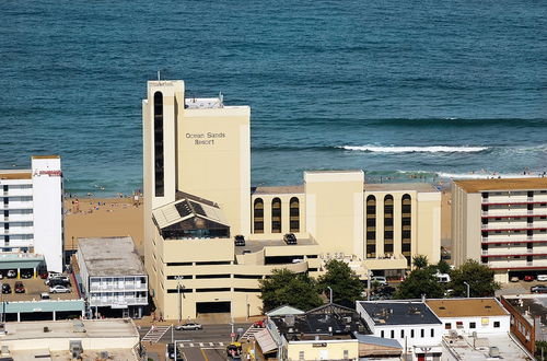 Foto 38 - Ocean Sands Resort, Oceanfront, Virginia Beach by Vacatia