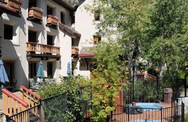 GetAways at Olympic Village Inn - Foto 20