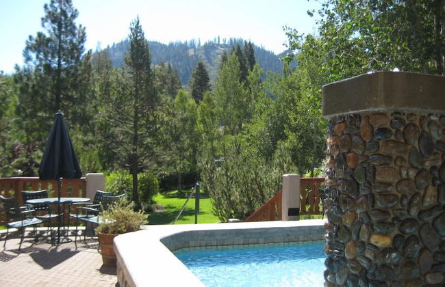 GetAways at Olympic Village Inn - Foto 34