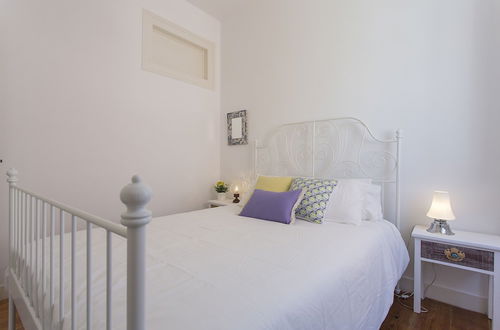 Photo 8 - Spacious Alfama Duplex, By TimeCooler