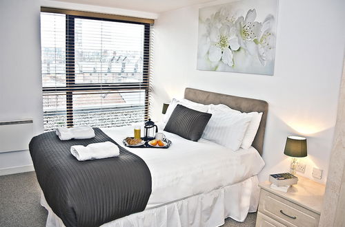 Photo 23 - Base Serviced Apartments - Duke Street