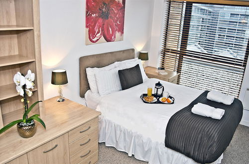 Photo 26 - Base Serviced Apartments - Duke Street