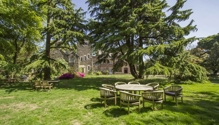 Photo 1 - Abbots Oak Manor