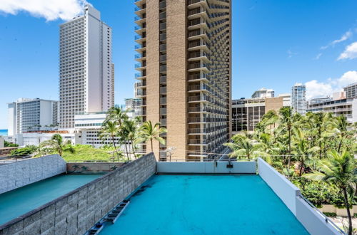 Foto 28 - Deluxe Garden View Waikiki Banyan, Free Parking by Koko Resort Vacation Rentals