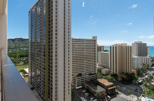 Foto 15 - Fully Equipped 23rd Floor Condo at the Waikiki Banyan by Koko Resort Vacation Rentals