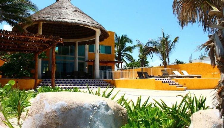 Photo 1 - Uinic Chay Luxury Ocean Front Villa