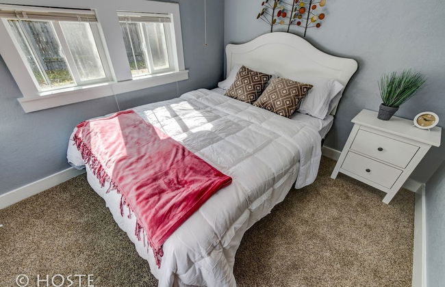 City Center Cottage Netflix, Mtns & Adventure! - Foto 2