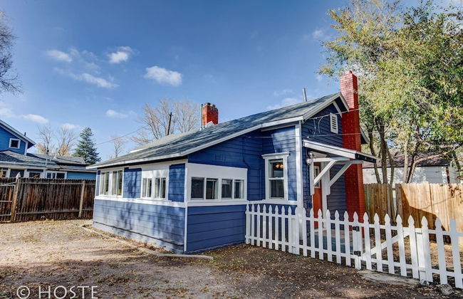 City Center Cottage Netflix, Mtns & Adventure! - Foto 32