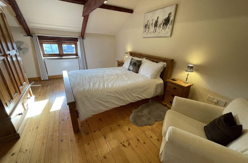 Photo 6 - Luxury Winter Breaks Stunning Barn Conversion