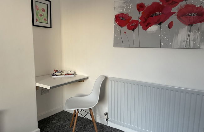 3 Bed House - Sleeps 5 - Wifi, Parking - Foto 3