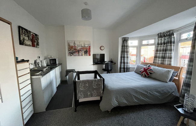 3 Bed House - Sleeps 5 - Wifi, Parking - Foto 4
