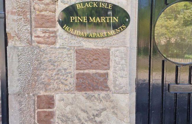 Black Isle Holiday Apartments - Photo 2