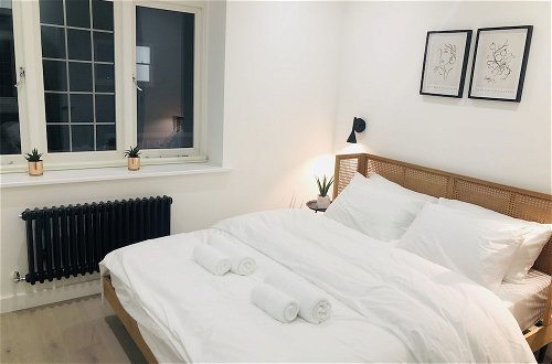 Foto 2 - Perfect Holiday Escape - 1 and 2 Bedroom Deluxe Apartments at Liverpool Street