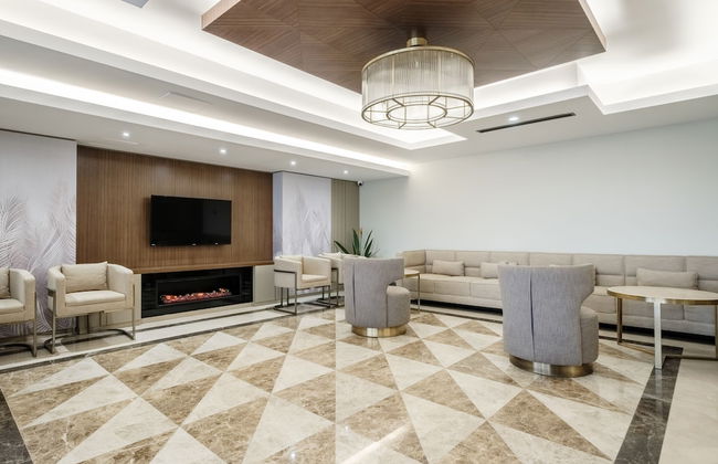 Grand Residence by NewInn - Photo 5