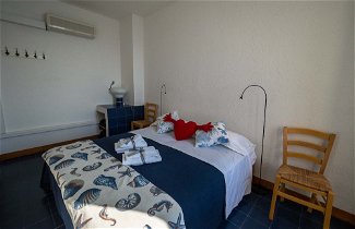 Foto 2 - La Lampara Sea View Terrace Apartment With AC