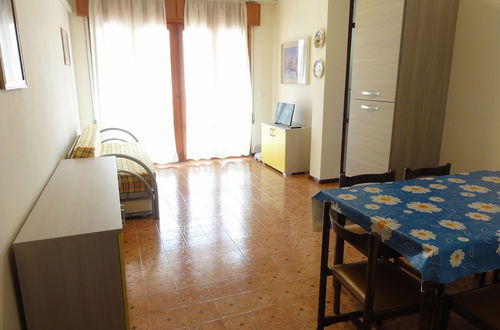 Photo 11 - Condominio Venere