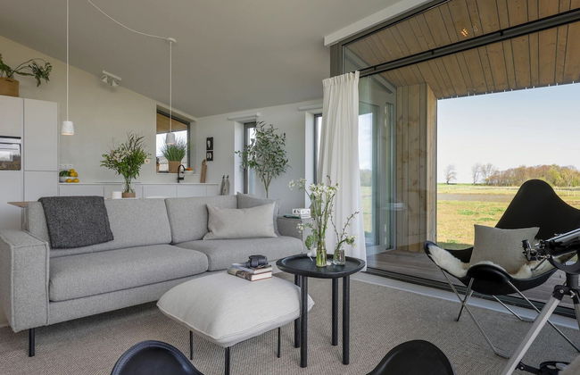 Stylish Countryside Home - Photo 17