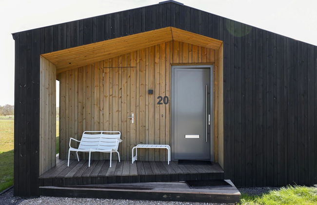 Stylish Countryside Home - Photo 36