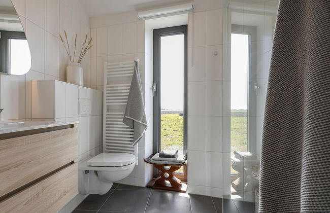 Stylish Countryside Home - Photo 20