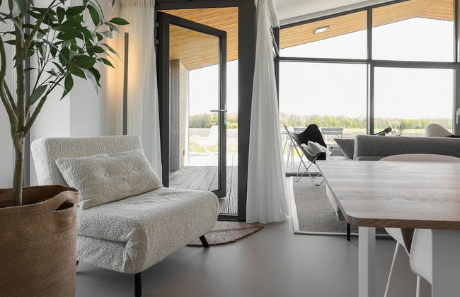 Stylish Countryside Home - Photo 12