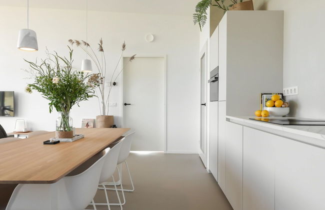 Stylish Countryside Home - Photo 24