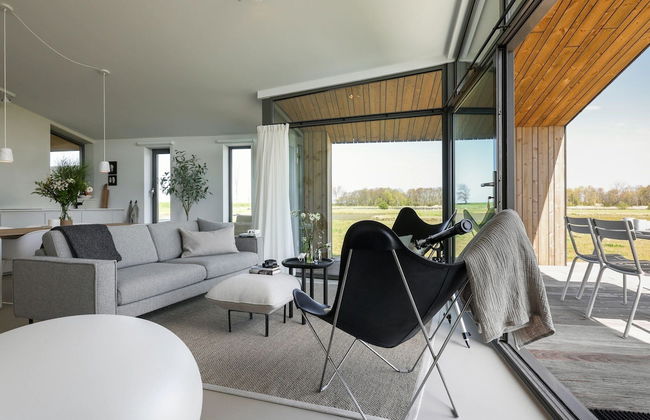 Stylish Countryside Home - Photo 14
