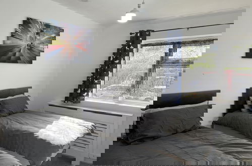 Foto 1 - Comfy 2-bedroom Apartment