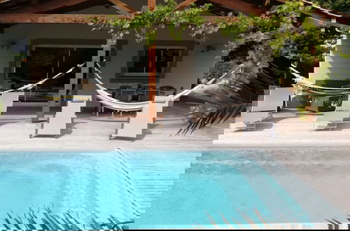 Foto 11 - Holiday Home With Pool in Grayan-et-l'hopital-formerly TUI Ferienhaus