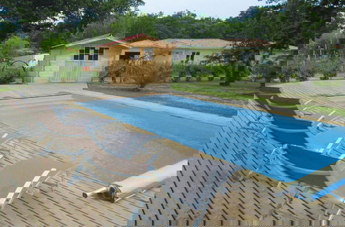Foto 10 - Holiday Home With Pool in Grayan-et-l'hopital-formerly TUI Ferienhaus