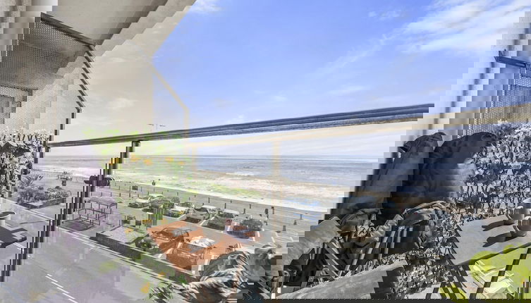 Photo 1 - Beachfront Apartment With Sea View By My Getaways