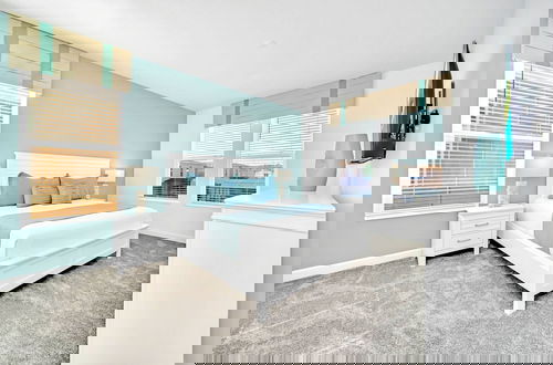 Foto 18 - Upstay - Storey Lake Home w Pool - Hot Tub - Games