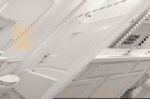 Foto 50 - Upstay - 24-guest Home w Theme Rooms-cinema-arcade