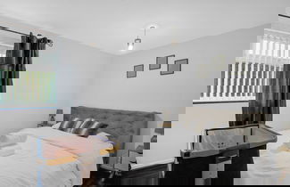 Photo 3 - 1br-sleeps2-parking-nearcitycentre-jlr-nec