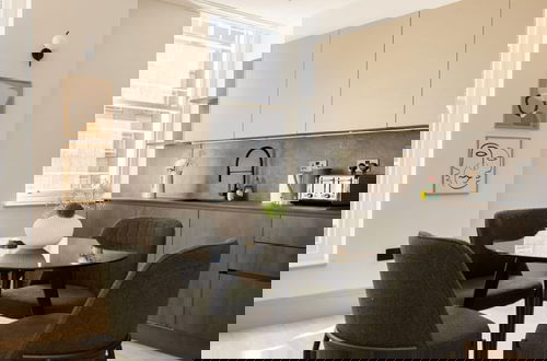 Foto 3 - The Brunswick Square Retreat - Glamorous 1bdr Flat