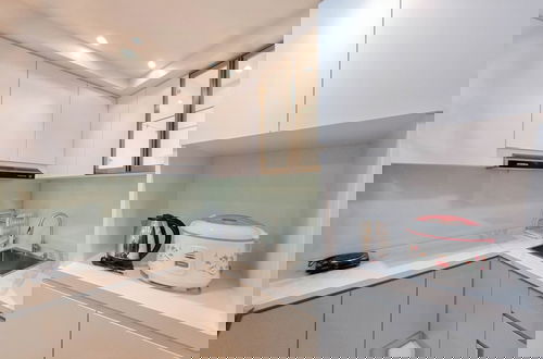 Photo 9 - Good Place 2Br At Patraland Amarta Apartment