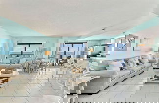 Foto 3 - Oceanfront Penthouse Pool Hot Tub Beach Access