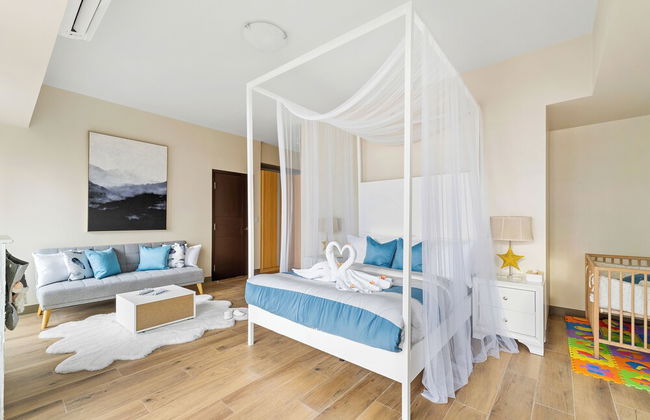 Bayshore Luxe by Prime - Photo 11