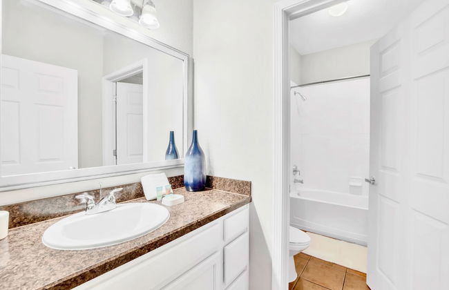 Near Disney - 3BR Condo - Pool Games and More - Foto 14