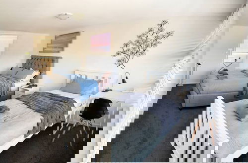 Photo 7 - 3BR Unit Free Park Wifi Campbelltown
