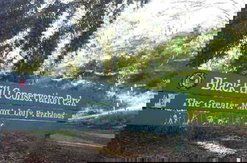 Photo 17 - 3BR Unit Free Park Wifi Campbelltown