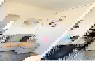 Photo 3 - 3BR Unit Free Park Wifi Campbelltown