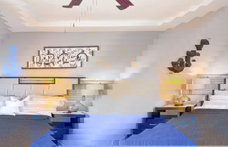 Foto 1 - Gorgeous 1 BR PH Apartment w Jacuzzi