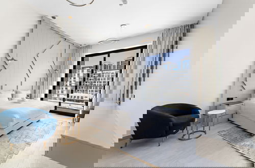 Foto 7 - Luxurious 1 Bedroom Retreat With Pool gym and Game