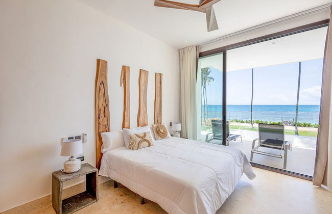 A Tale of Luxury Serenity and Oceanfront Bliss - Foto 21